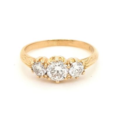 Lumbers Pre-Owned 18ct Gold 3 Stone Diamond Ring