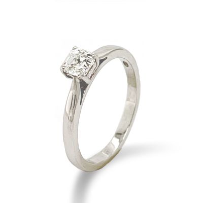 Lumbers Pre-Owned Plat 0.50ct Ascher Cut Diamond Ring