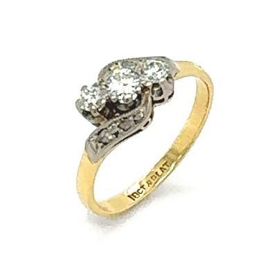 Lumbers Pre-Owned 18ct Gold Diamond Twist Ring